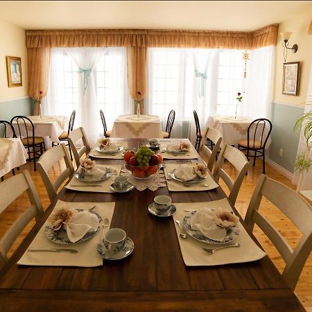 Bed and Breakfast Au Coeur De Saint-Sauveur Екстер'єр фото